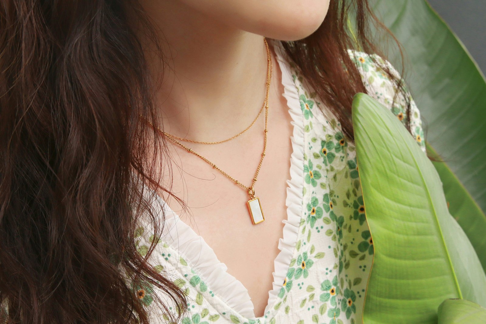 Goldschmuck im Alltag getragen